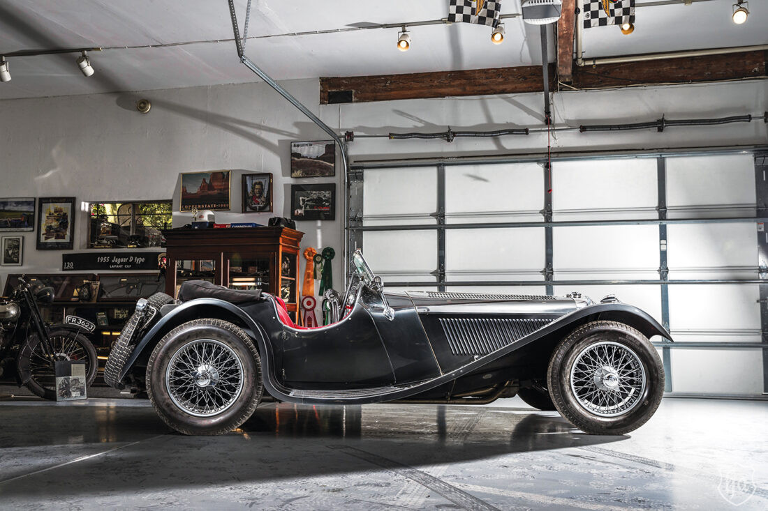 Terry-Larson-1938-Jaguar-SS100-3-½-litre