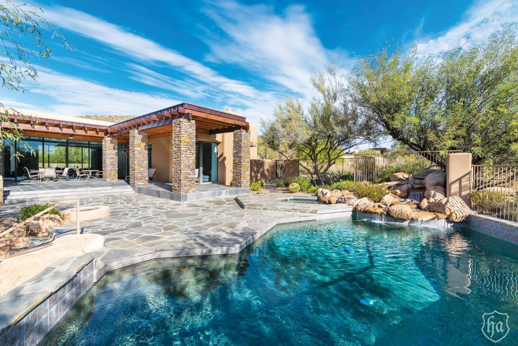 9447_E._Covey_Trail_Pool_View