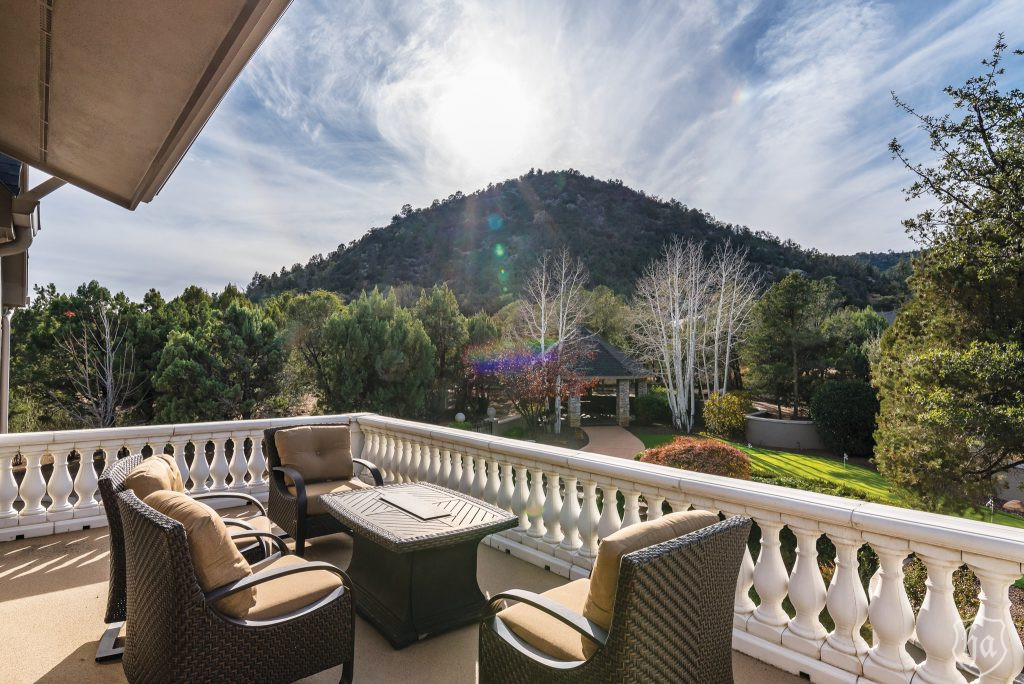 2031_W_Thumb_Butte_Rd_Prescott_AZ_86305_Balcony