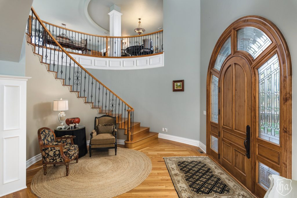 2031_W_Thumb_Butte_Rd_Prescott_AZ_86305_Entry_Foyer