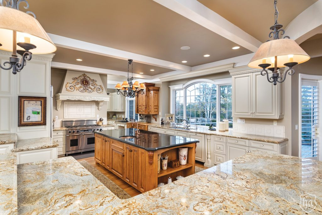 2031_W_Thumb_Butte_Rd_Prescott_AZ_86305_Kitchen