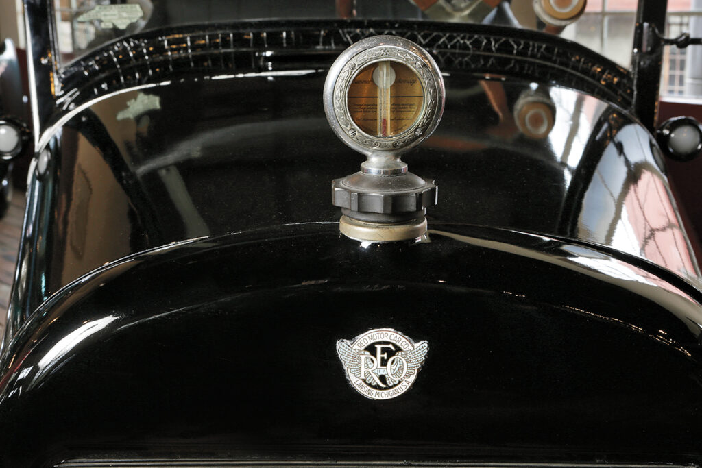 1927-REO-Flying-Cloud