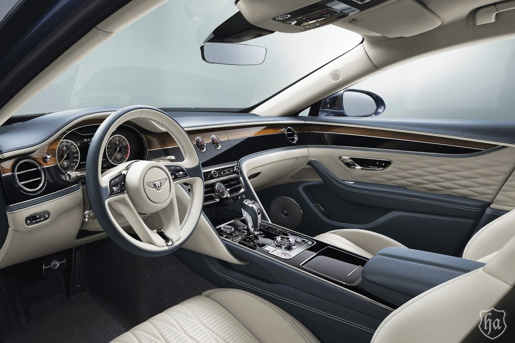 2020_Flying_Spur_Front_Seat