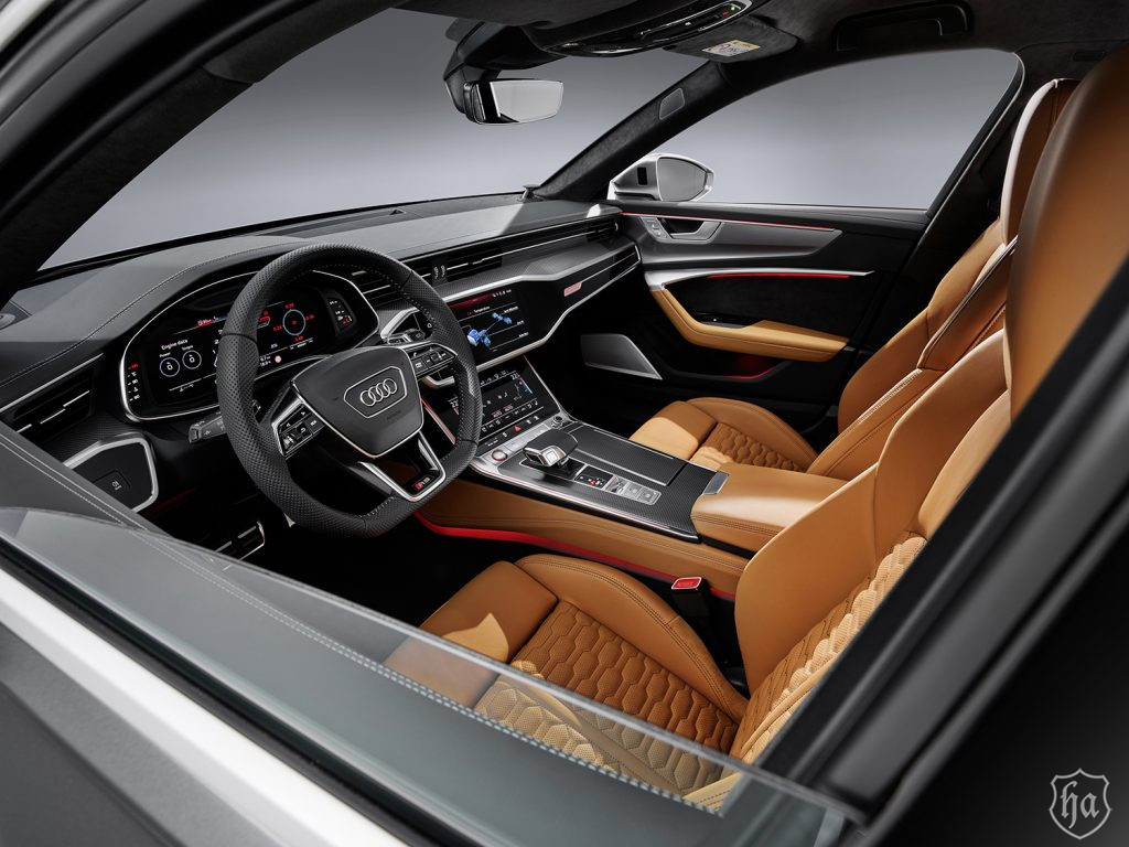 2020_Audi_RS6_Avant_1