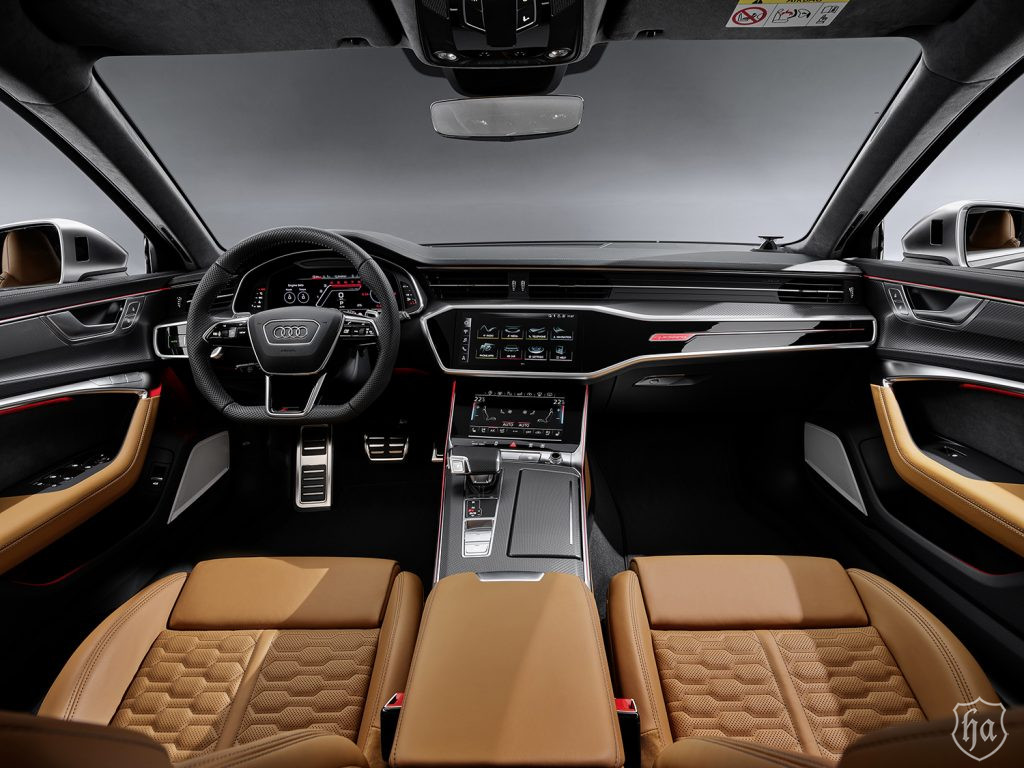 2020_Audi_RS6_Avant_2
