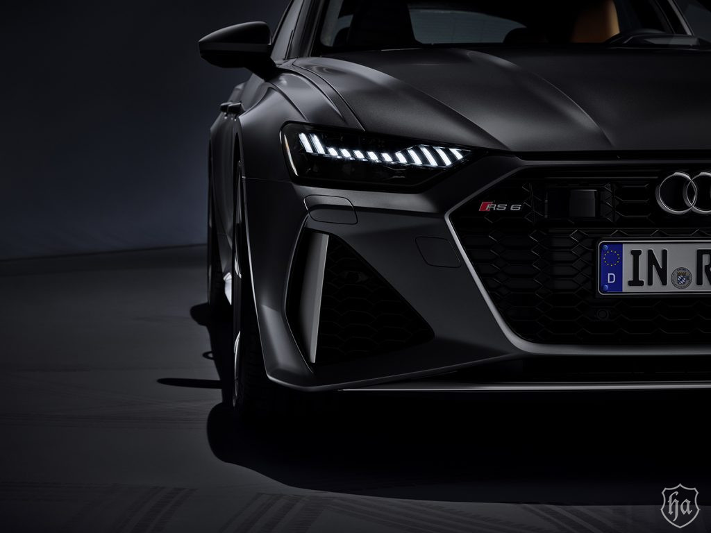 2020_Audi_RS6_Avant_8