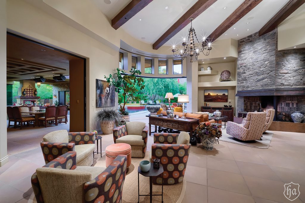 5144_E_Palomino_Road_Phoenix_Arizona_85018_Greatroom