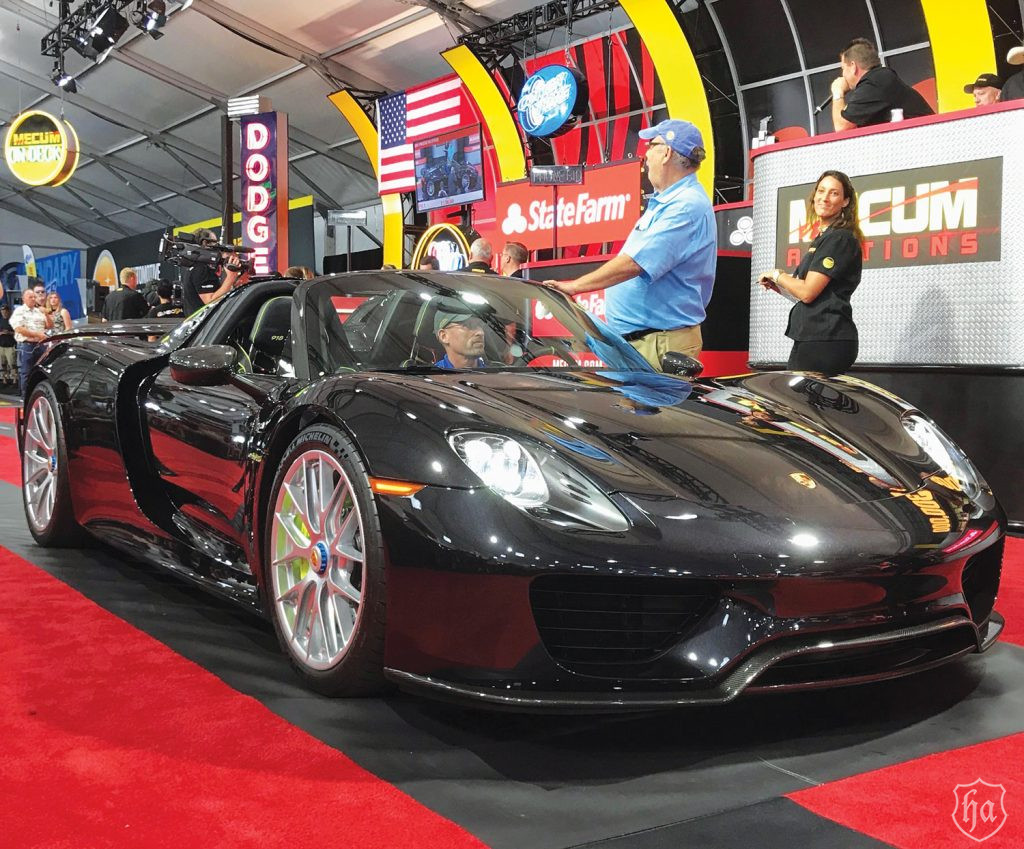 Mecum_2015_Porsche_918_Spyder_Weissach_$1,430,000