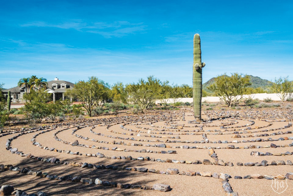 Sobermans_Estate_labryinth