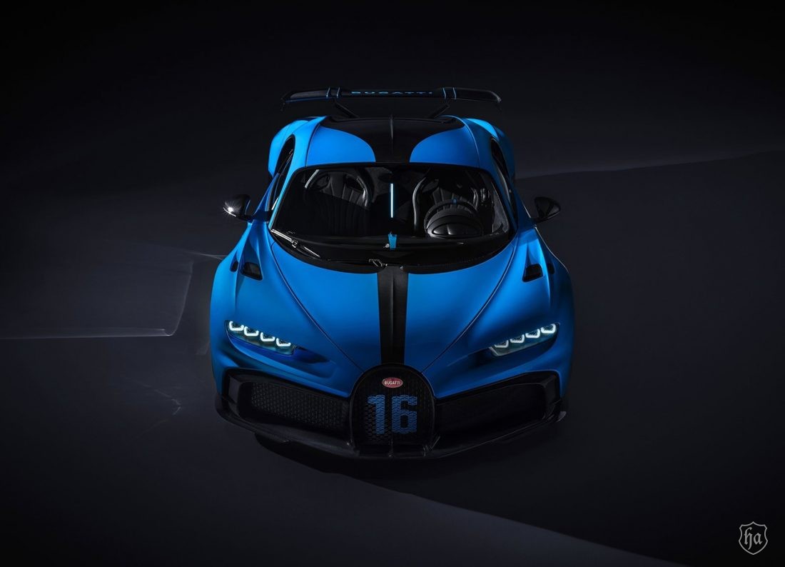 Bugatti_Chiron_Pur_Sport_13