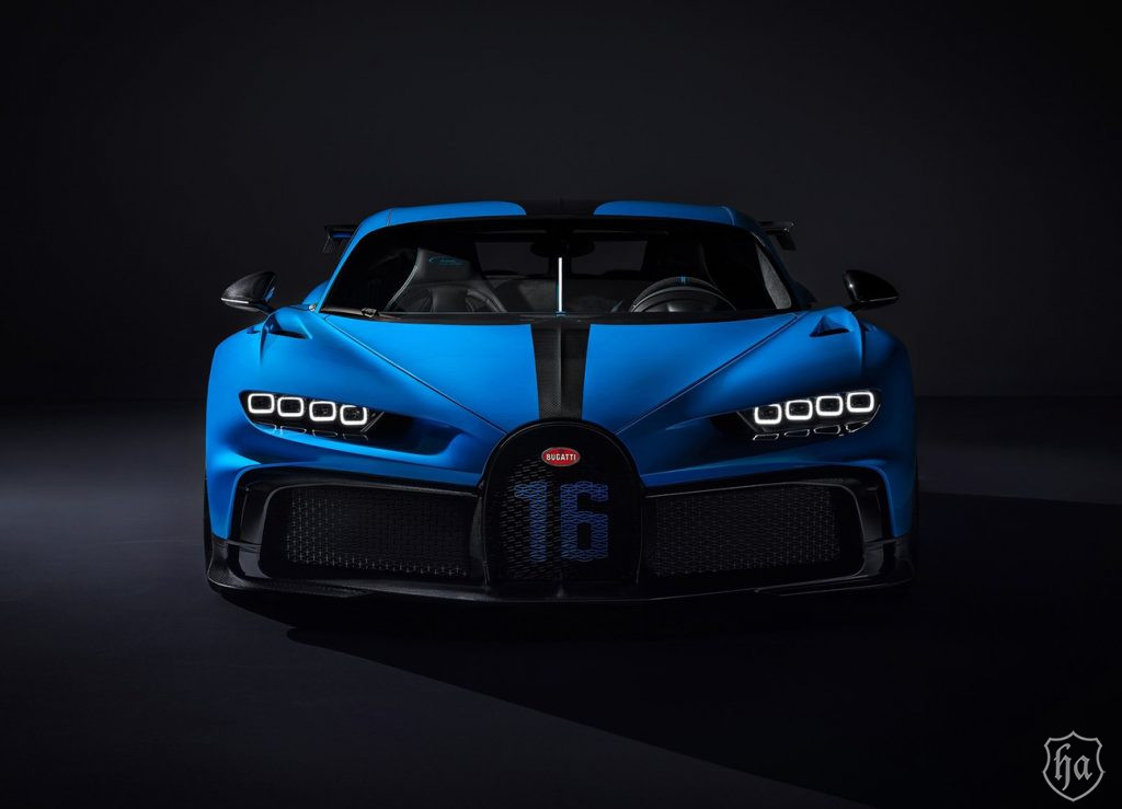 Bugatti_Chiron_Pur_Sport_14
