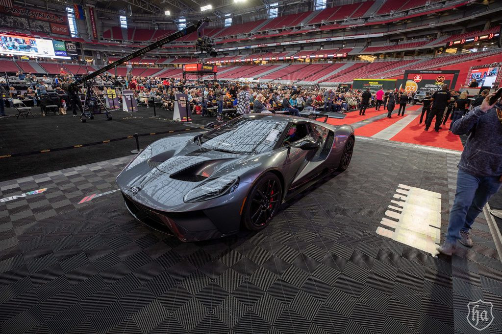 2017_Ford_GT_Competition_Series_Mecum_Glendale_2020_sold_for_$1.1 million