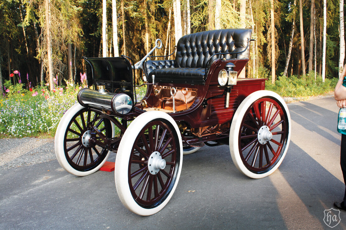 1898-Hay-Motor-Vehicle-Stanhope-Phaeton-Fountainhead-Museum