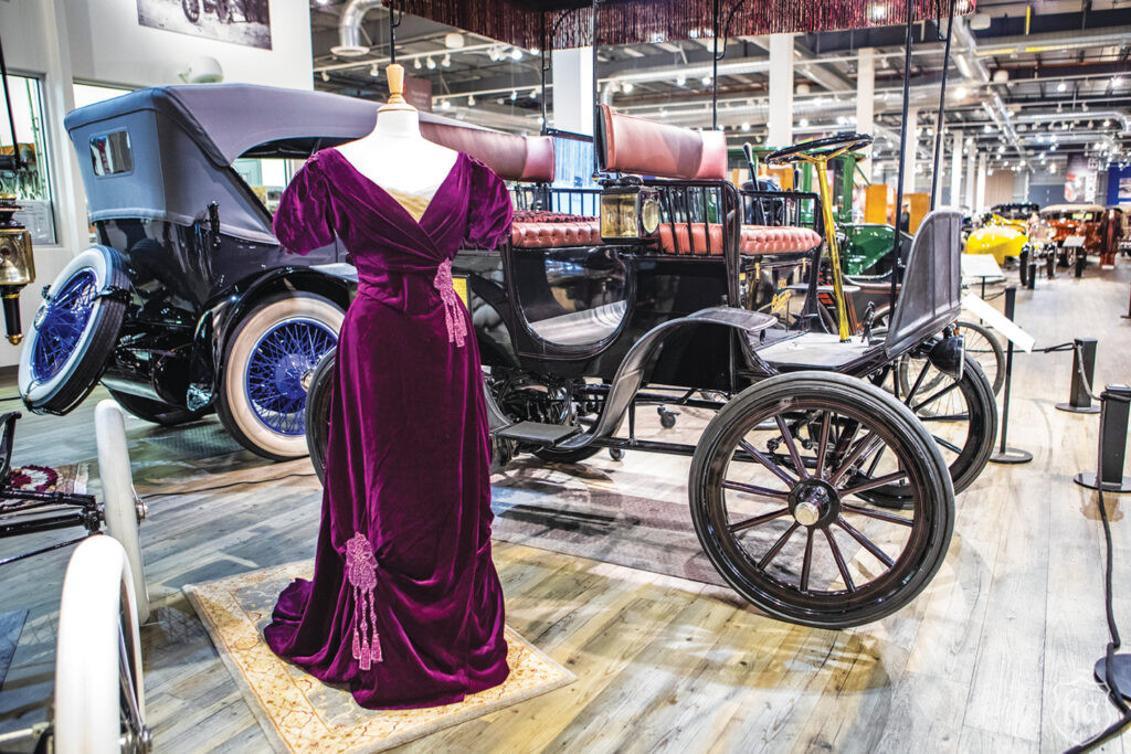 Vintage-Dresses-Fountainhead-Museum