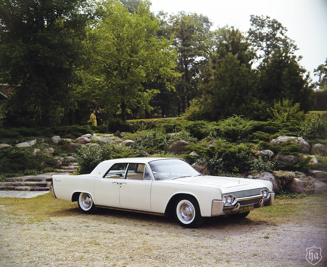 1961-Lincoln Continental-four-door-hardtop