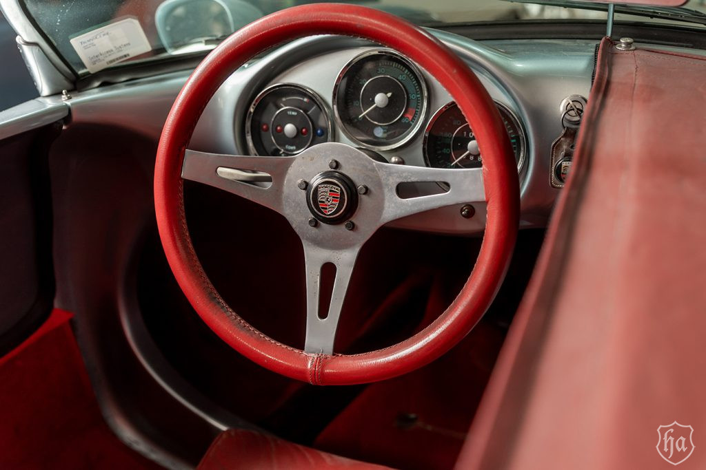 1955-Beck-Porsche-550-Spyder-replica-interior