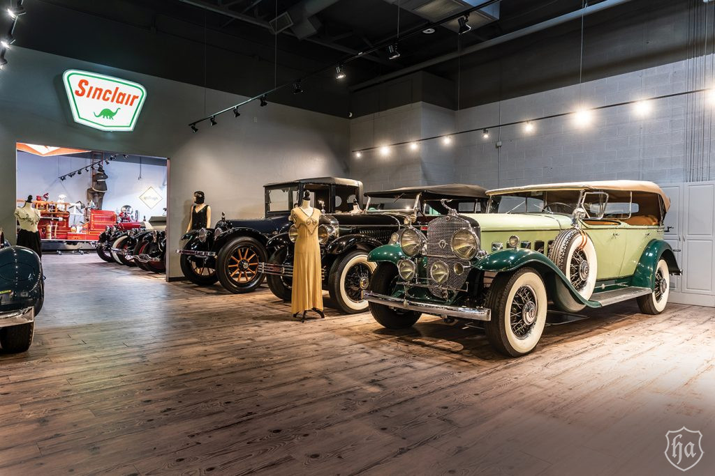 1931-V12-Series-355A-Fleetwood-4-Door-Touring-Dual-Window