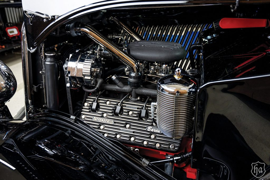 1934-Ford-Five-Window-Coupe-Motor
