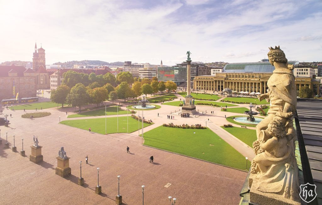 Palace_Sqaure_Stuttgart