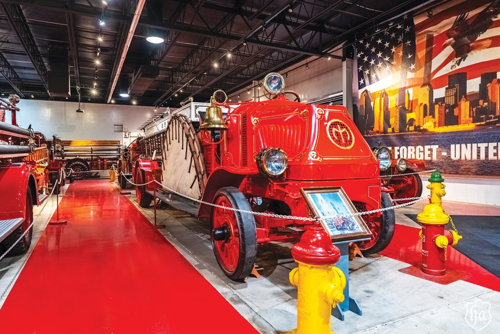 Mack-ladder-truck-1919-Baltimore-Maryland
