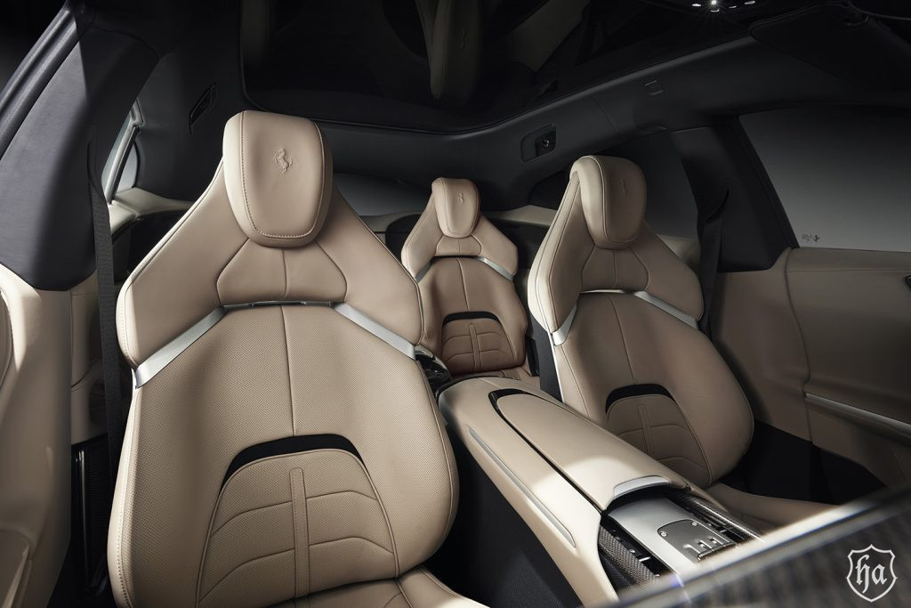 Ferrari-Purosangue-interior-3