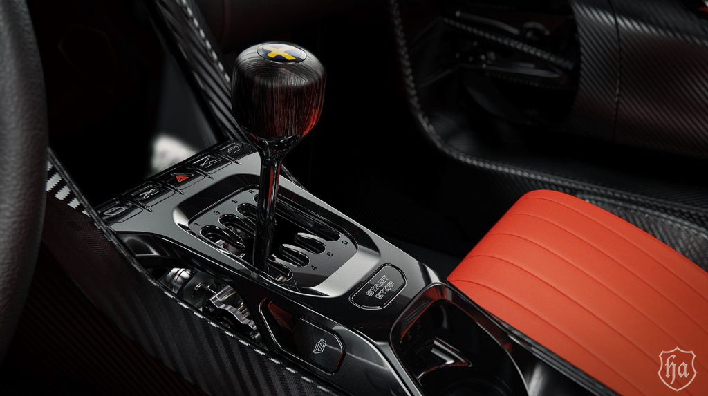 Koenigsegg-CC850-gated-manual