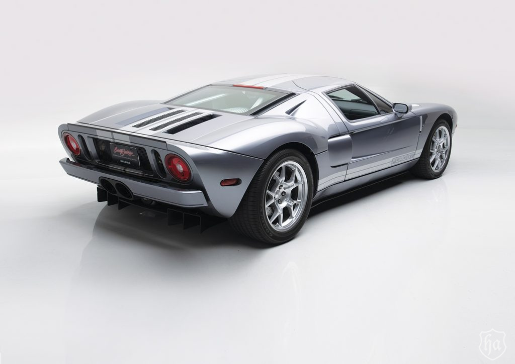 2006-Ford-GT-Lot-1366-2