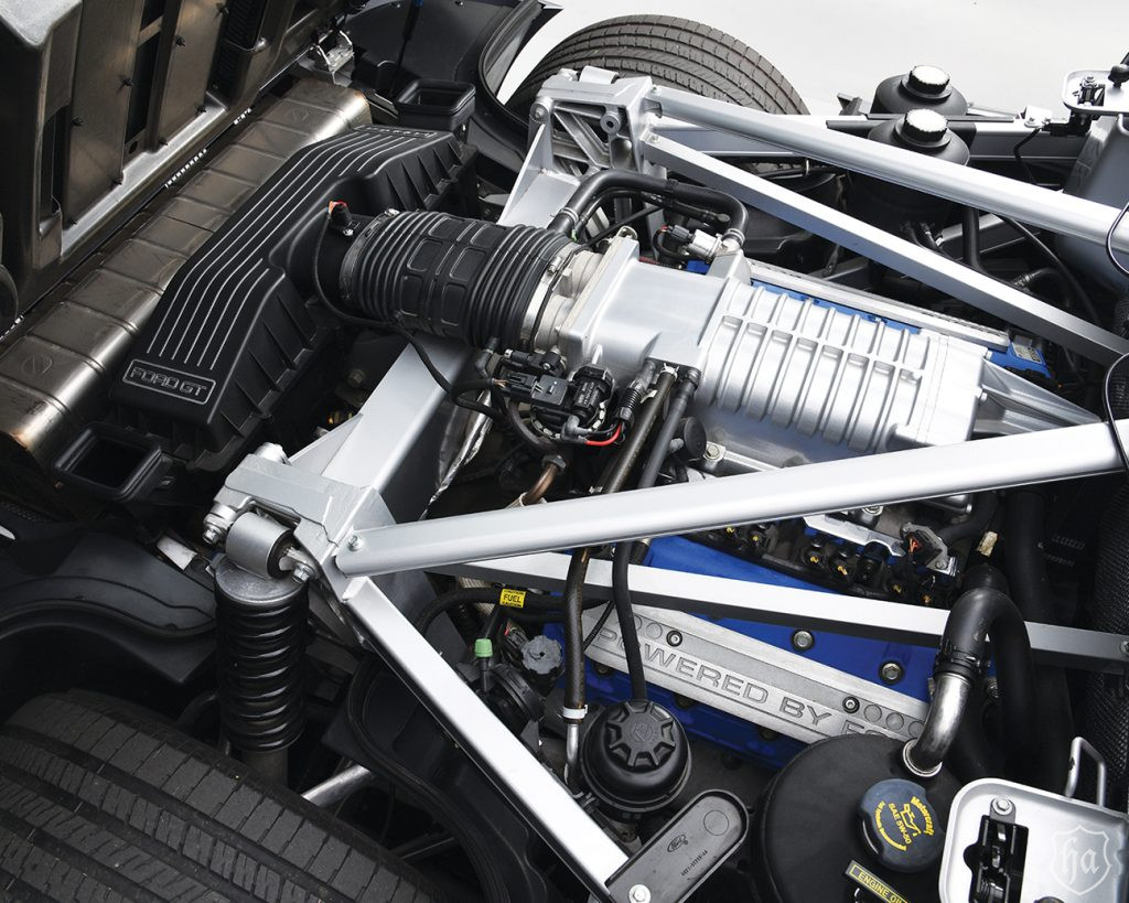 2006-Ford-GT-Lot-1366-Engine