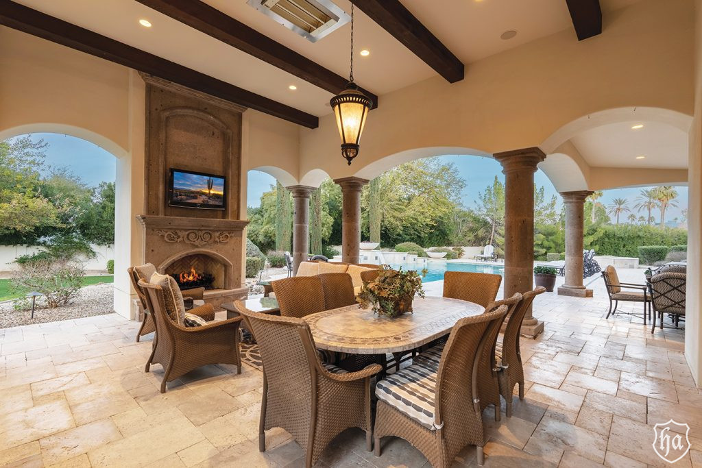6130-E-Mockingbird-Ln-Paradise-Valley-AZ-85253-Covered-Patio