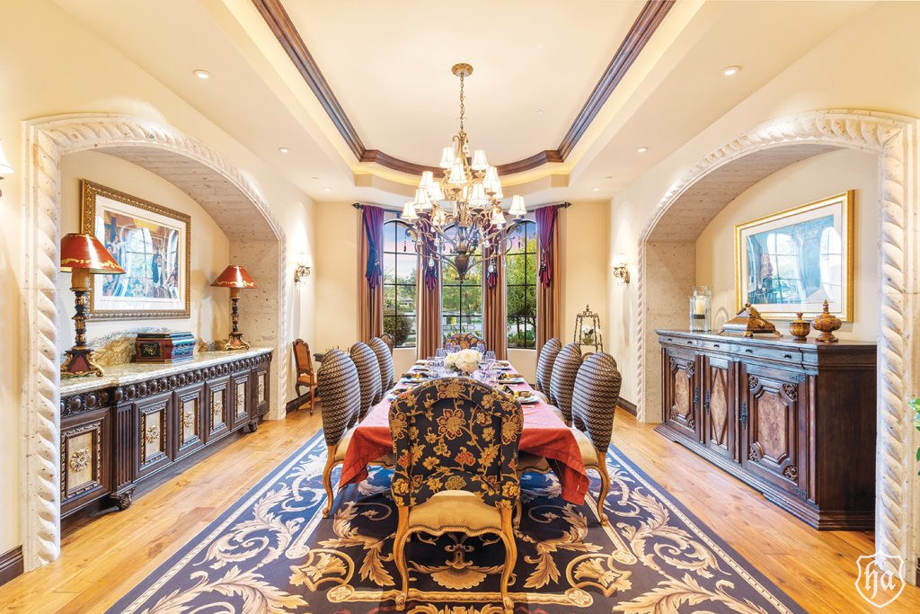 6130-E-Mockingbird-Ln-Paradise-Valley-AZ-85253-Dining-Room