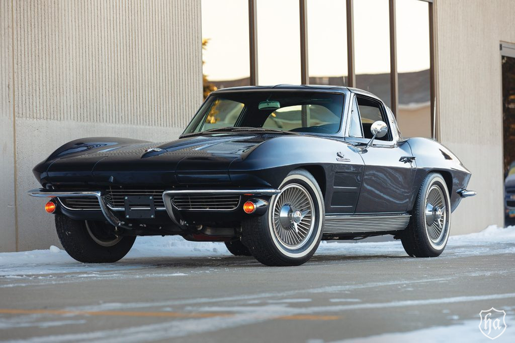 Mecum-Glendale-2023-1963-Chevrolet-Corvette-Split-Window-Coupe