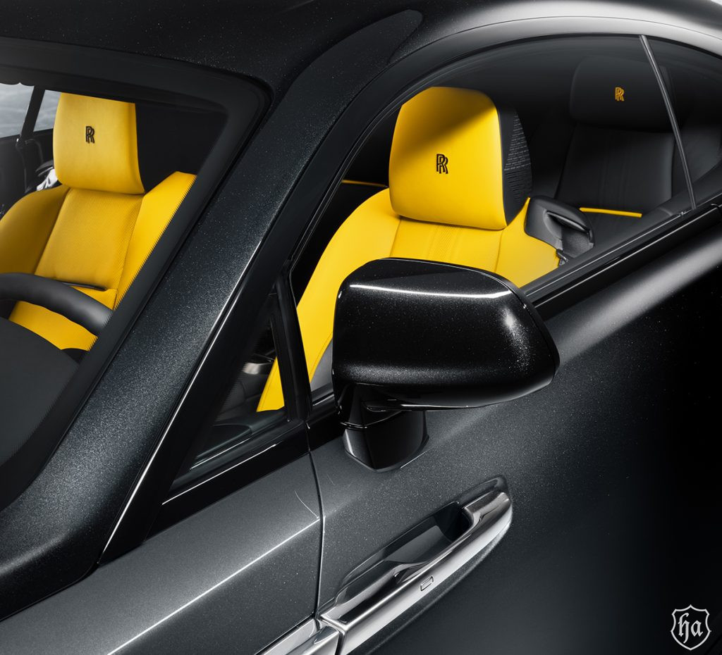 Rolls-Royce-Black-Badge-Wraith-Black-Arrow-2
