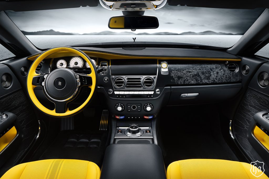 Rolls-Royce-Black-Badge-Wraith-Black-Arrow-Dash