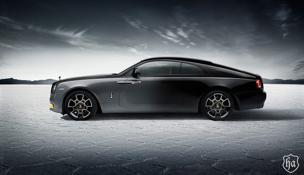 Rolls-Royce-Black-Badge-Wraith-Black-Arrow-Side