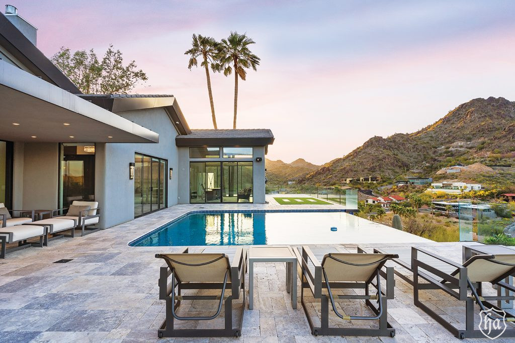 4129-E-Sandy-Mountain-Rd-Courtyard