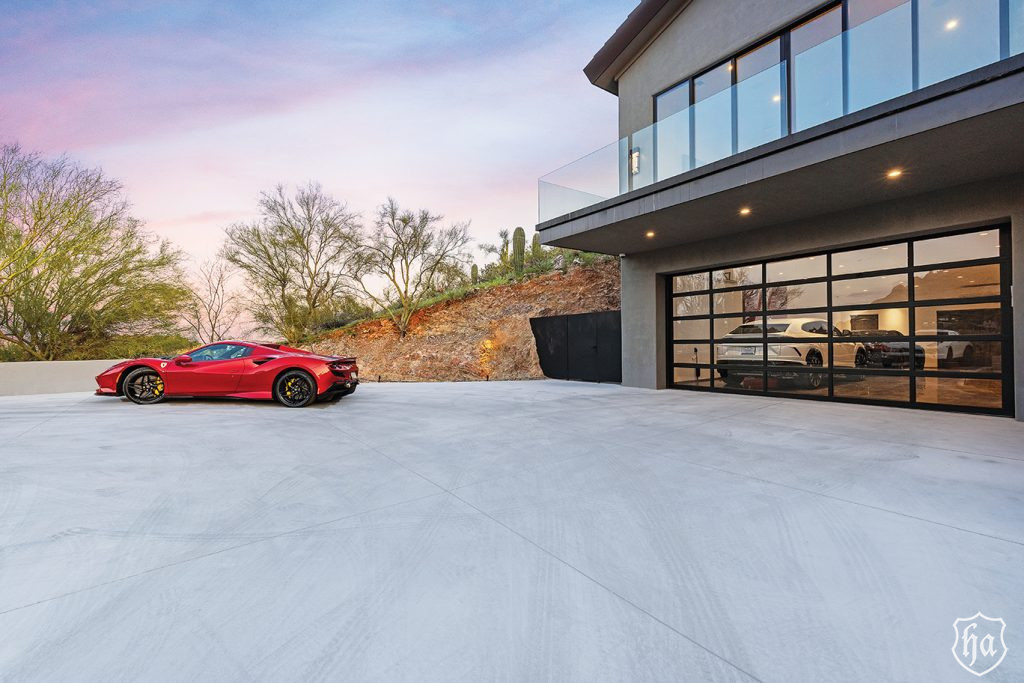 4129-E-Sandy-Mountain-Rd-Garage