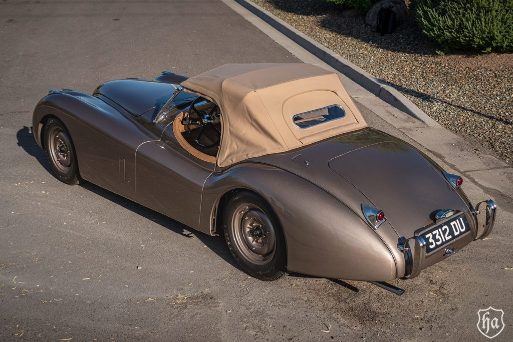 1952-Jaguar-XK120-Top