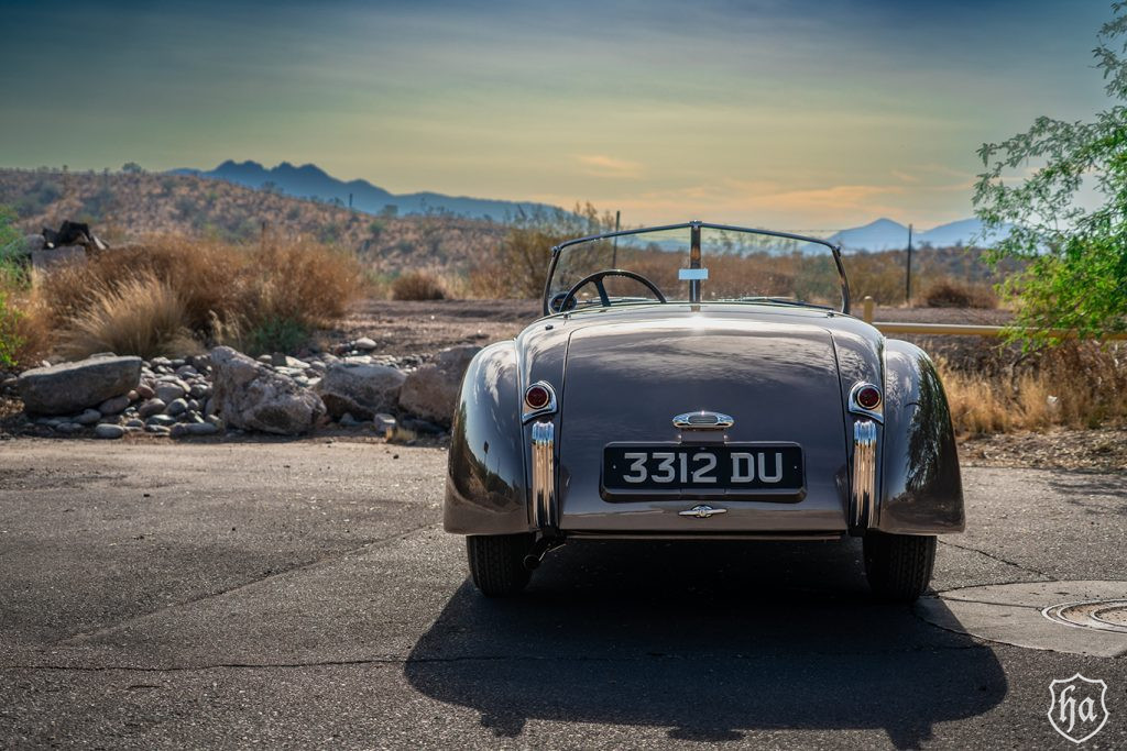 1952-Jaguar-XK120-rear-2