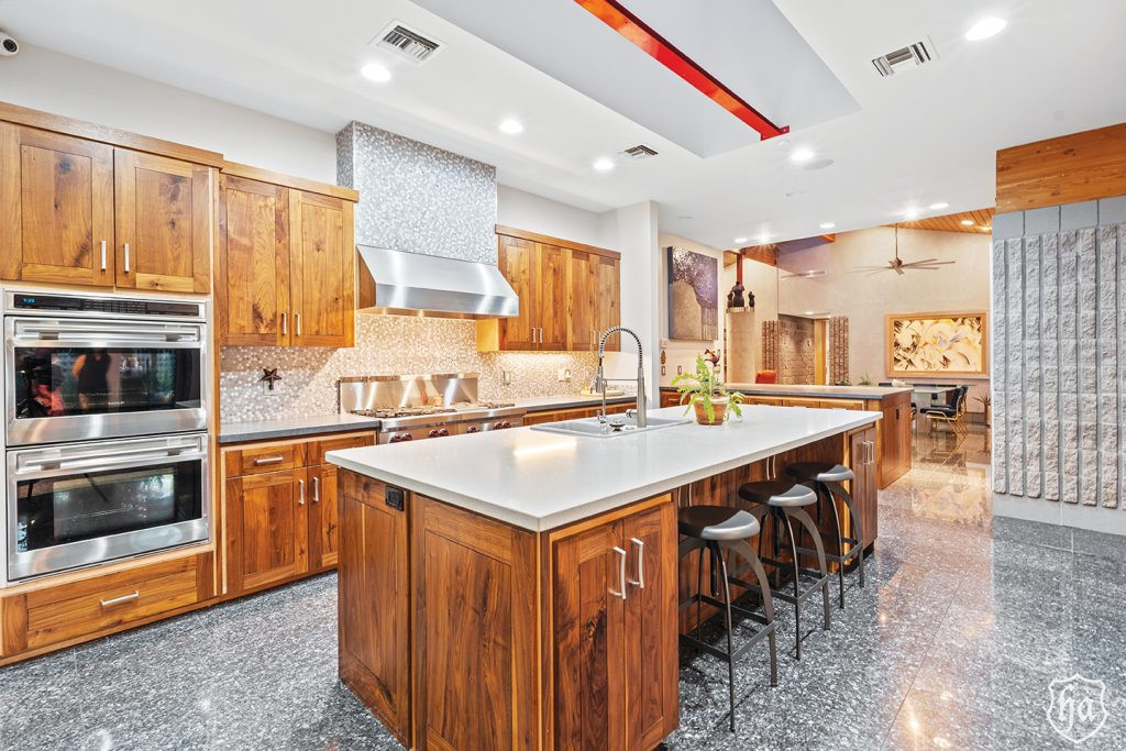 8845-East-Sierra-Pinta-Drive-Scottsdale-AZ-Kitchen