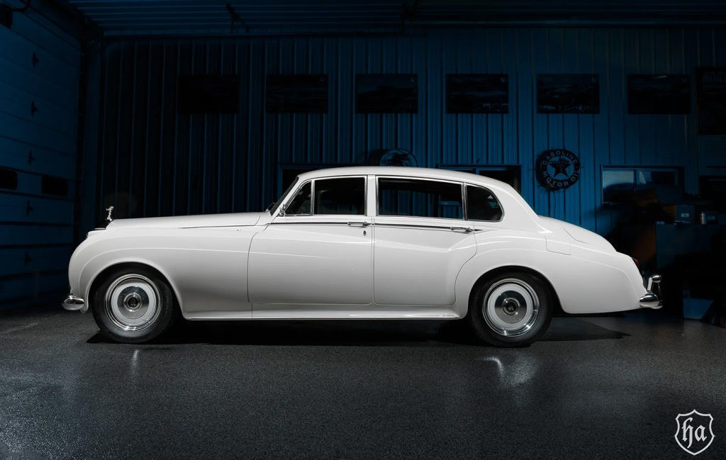 ringbrothers-paramount-1961-rolls-royce-silver-cloud-ii-Side