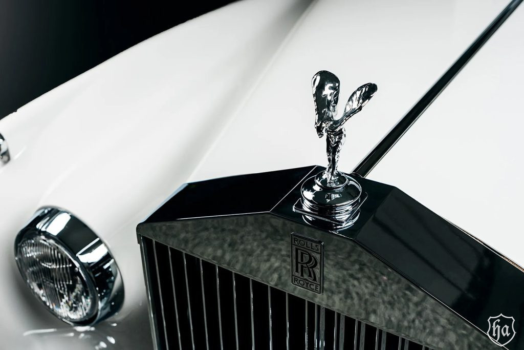 ringbrothers-paramount-1961-rolls-royce-silver-cloud-ii-hood-ornament