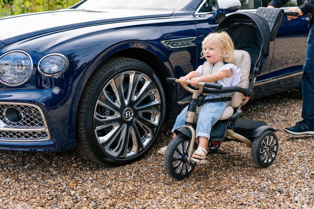 Bentley-Collection-2023-6