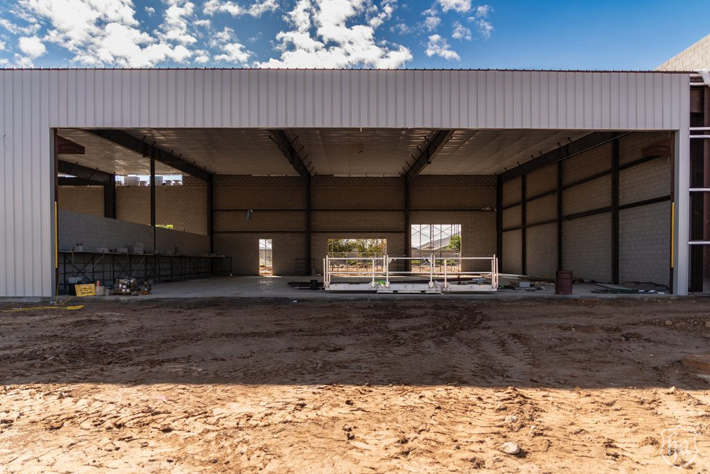 Volare-Hangars-at-Pegasus Airpark-Queen-Creek-1