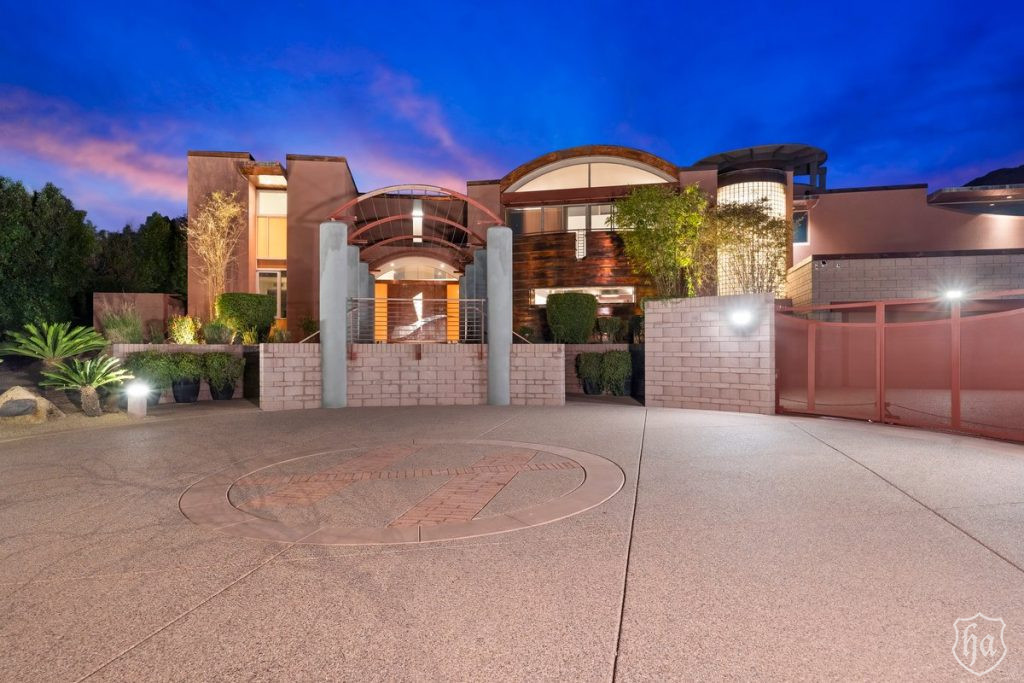 11616-S-Equestrian-Trail-Phoenix-AZ-Front-of-Home