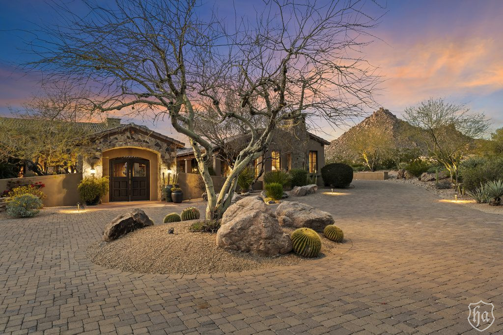 10769-East-Pinnacle-Peak-Road-Front