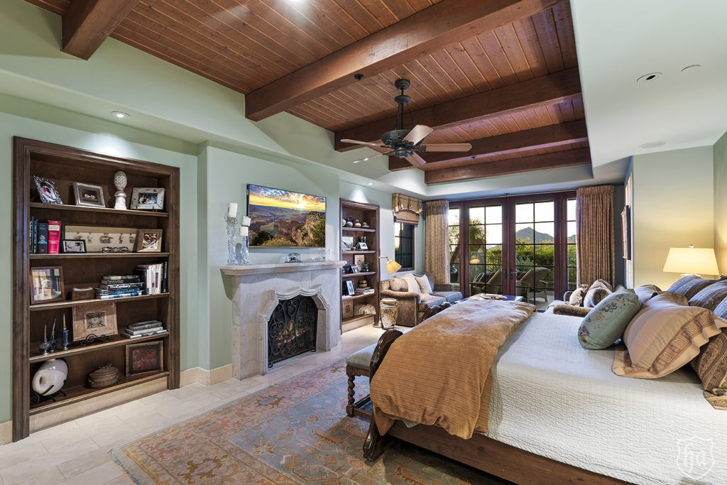 10769-East-Pinnacle-Peak-Road-Primary-Bedroom