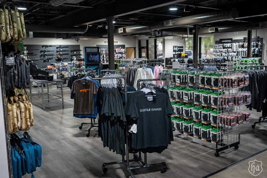 Shooter's-World-Phoenix-Arizona-Retail-Store