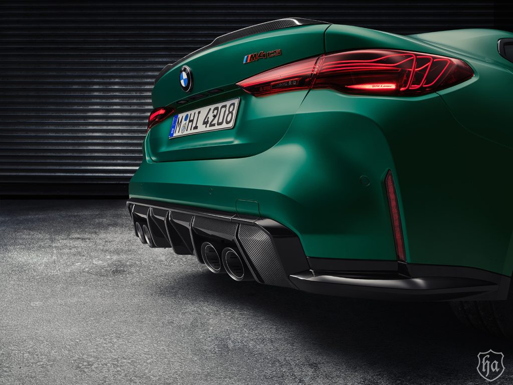 2025-BMW-M4-CS-side-rear
