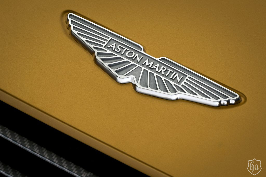 Aston-Martin-Valiant_14