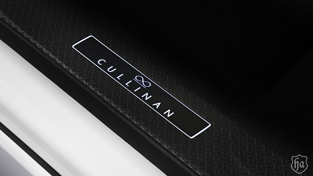 Rolls-Royce-Black-Badge-Cullinan-Series-II-10